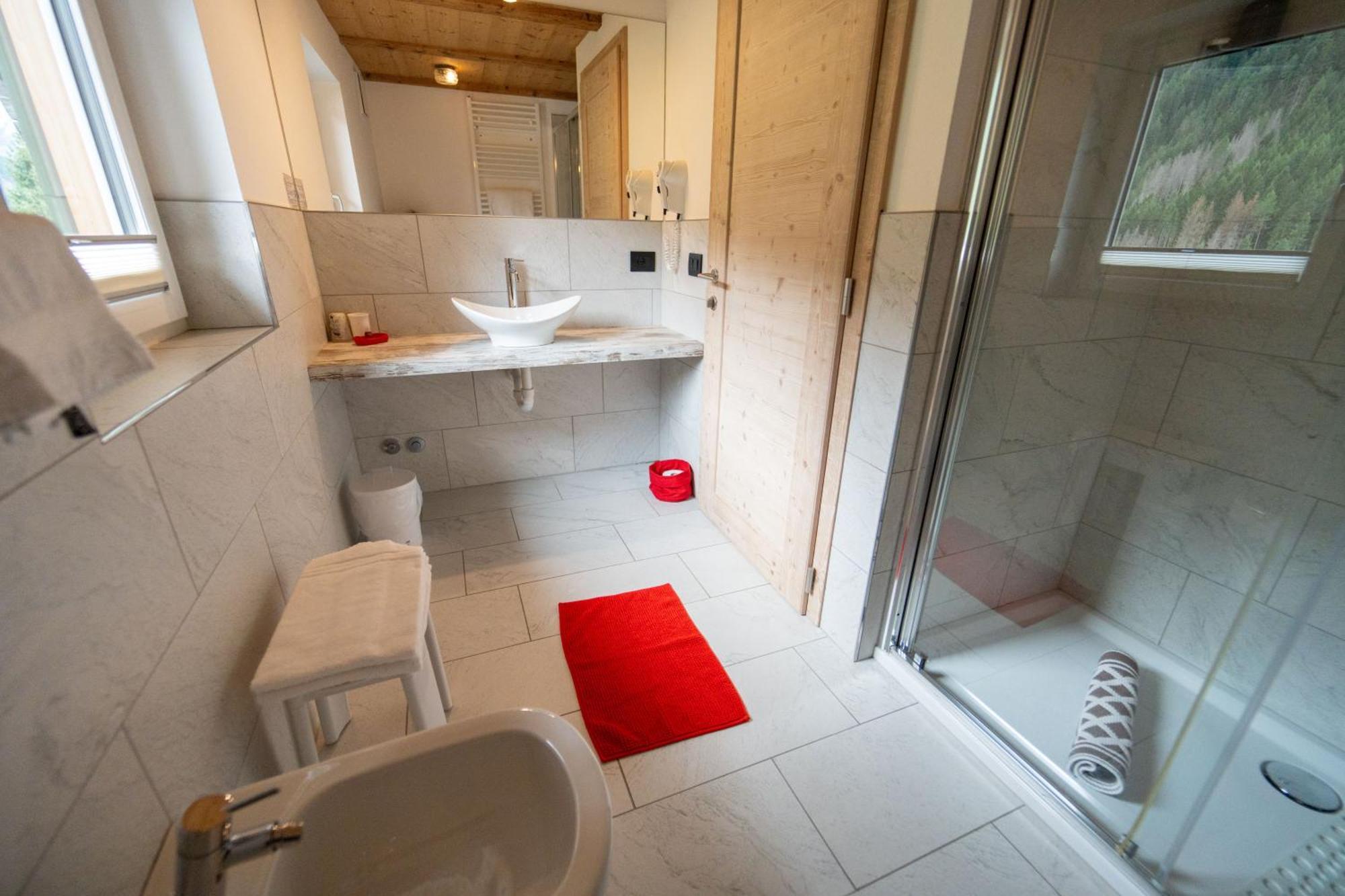 Triple Room,1616887992:JPEG